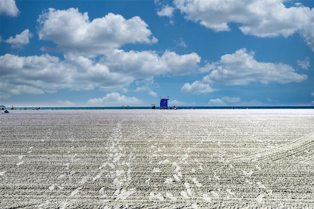 En Renta: $14,000 (4 camas, 3 baños, 2341 Pies cuadrados)