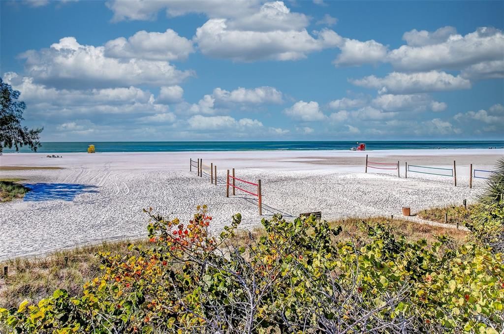 En Renta: $14,000 (4 camas, 3 baños, 2341 Pies cuadrados)