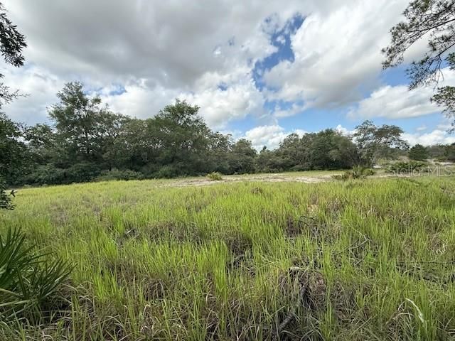 For Sale: $374,900 (1 beds, 1 baths, 640 Square Feet)