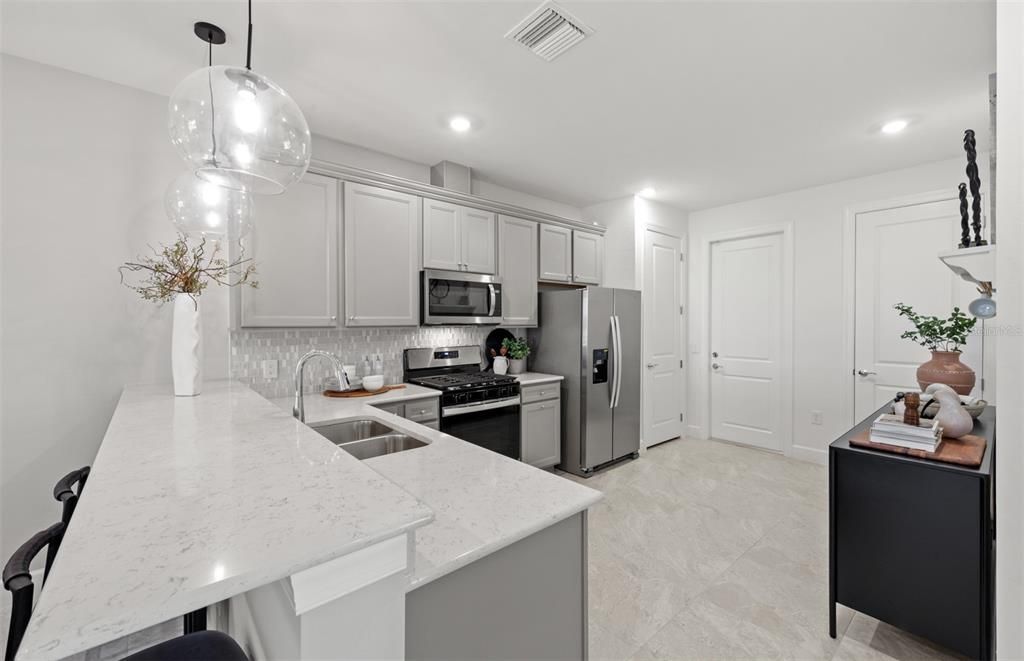 待售: $379,990 (2 贝兹, 2 浴室, 1448 平方英尺)