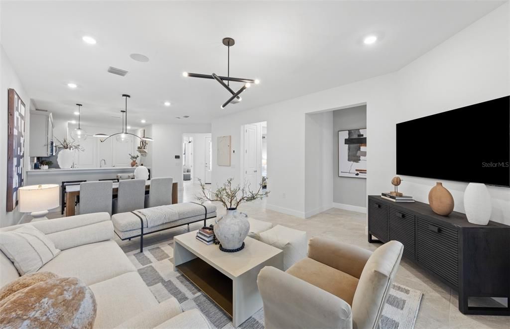 待售: $379,990 (2 贝兹, 2 浴室, 1448 平方英尺)