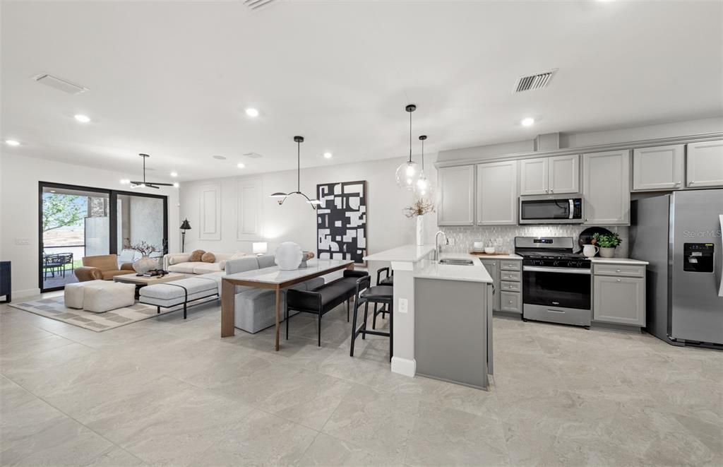 待售: $379,990 (2 贝兹, 2 浴室, 1448 平方英尺)