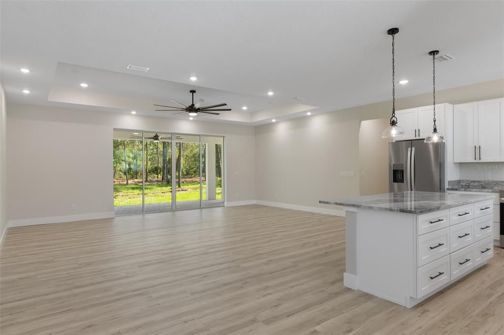 待售: $549,999 (3 贝兹, 3 浴室, 2397 平方英尺)