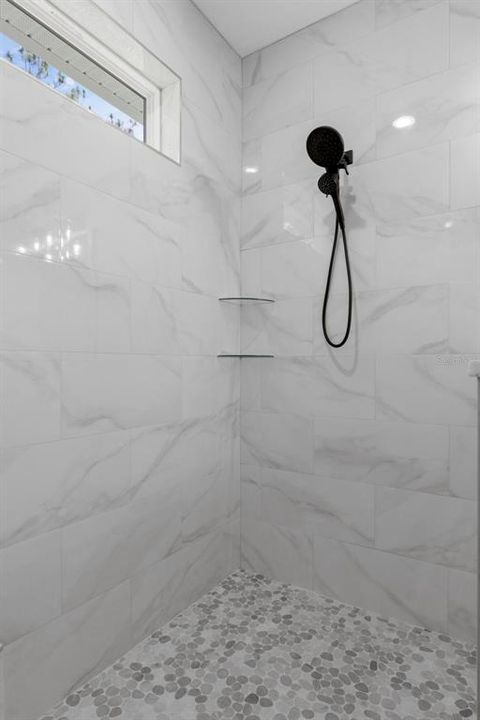 待售: $549,999 (3 贝兹, 3 浴室, 2397 平方英尺)