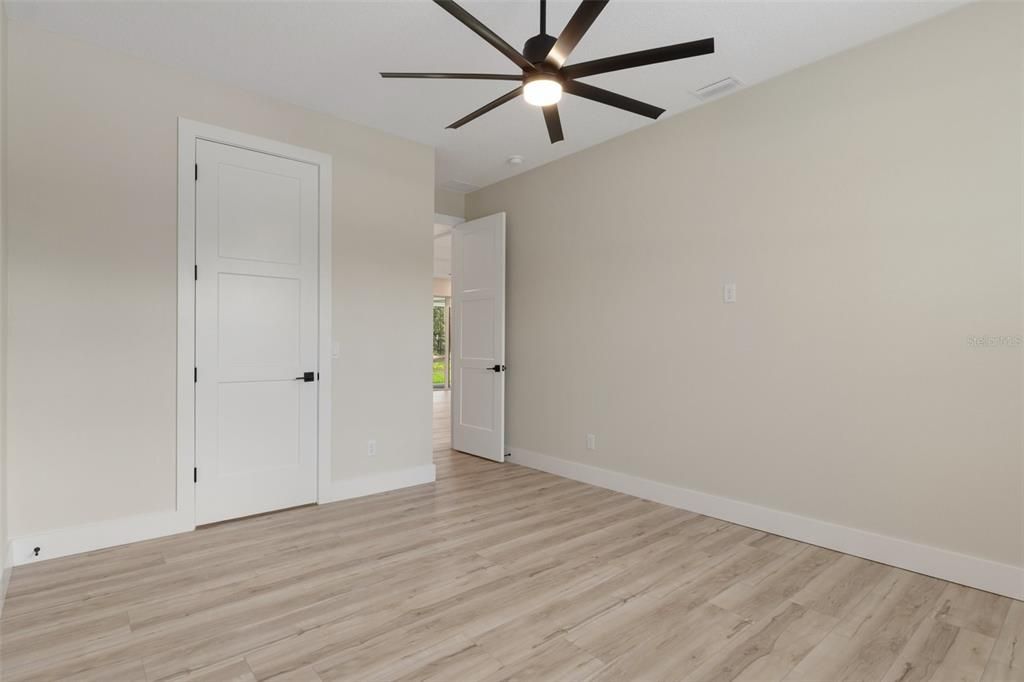 待售: $549,999 (3 贝兹, 3 浴室, 2397 平方英尺)