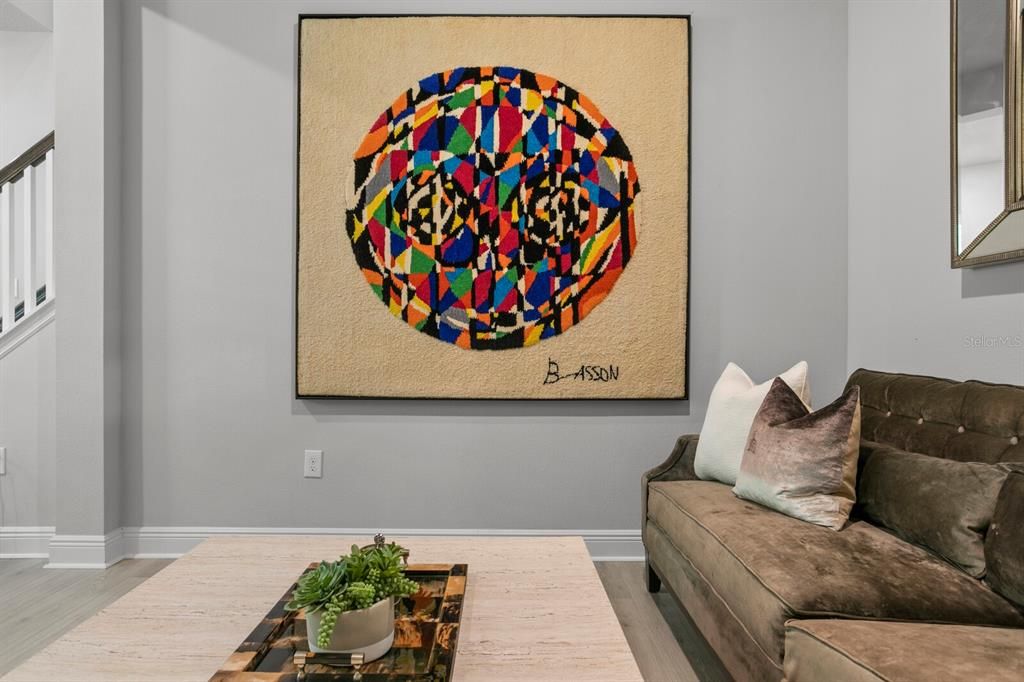 合同活跃: $5,000 (3 贝兹, 2 浴室, 2503 平方英尺)