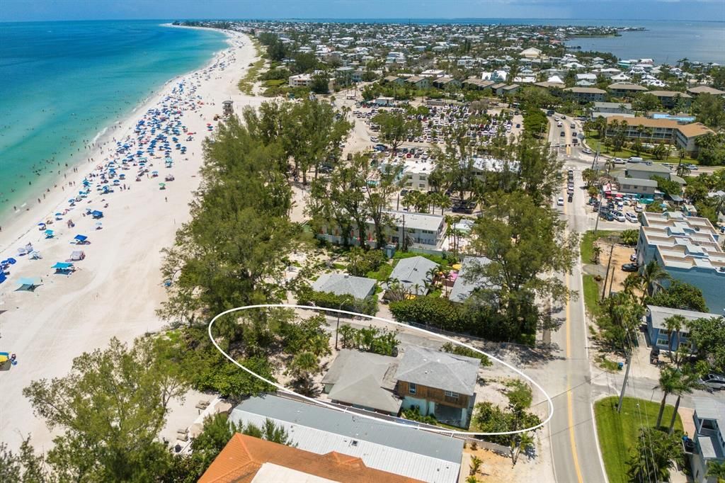 待售: $3,100,000 (0.20 acres)