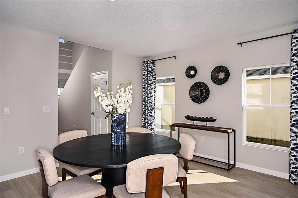 Active With Contract: $359,999 (5 beds, 3 baths, 2470 Square Feet)