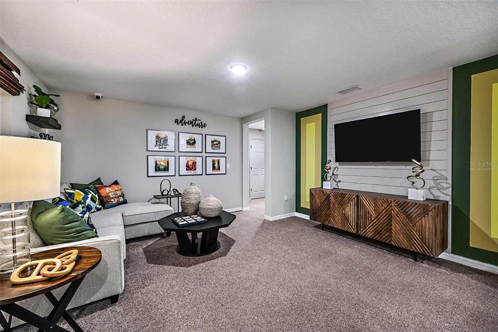 Active With Contract: $359,999 (5 beds, 3 baths, 2470 Square Feet)