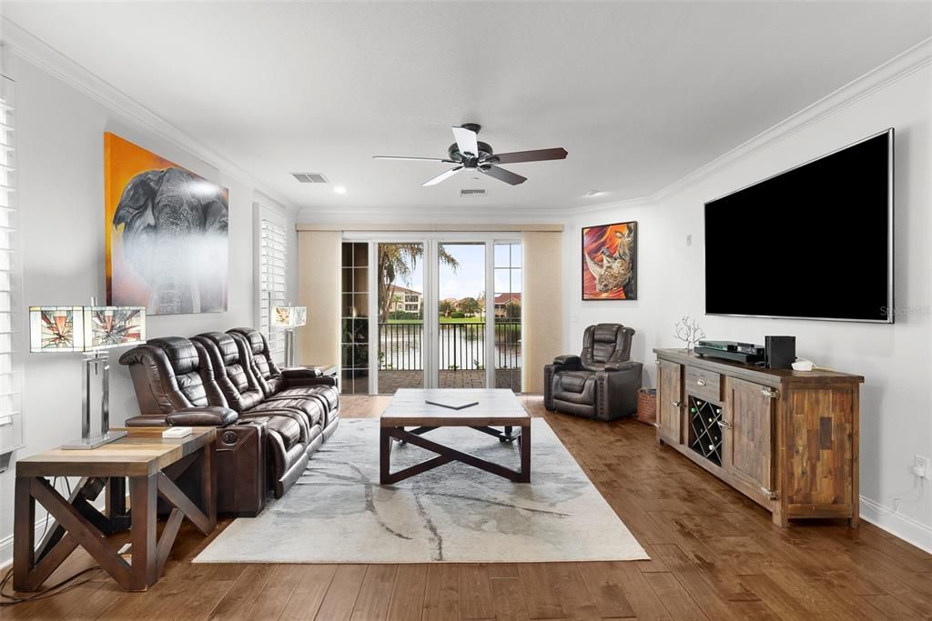 For Sale: $1,000,000 (3 beds, 2 baths, 2437 Square Feet)