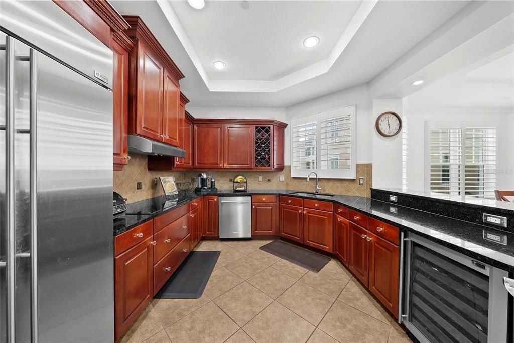 For Sale: $1,000,000 (3 beds, 2 baths, 2437 Square Feet)