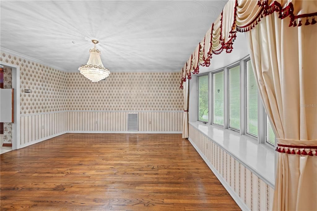 На продажу: $839,500 (5 спален, 4 ванн, 4364 Квадратных фут)