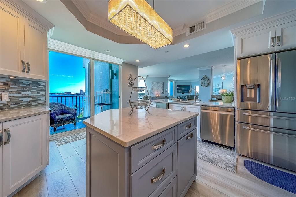 For Sale: $2,299,000 (3 beds, 3 baths, 2343 Square Feet)