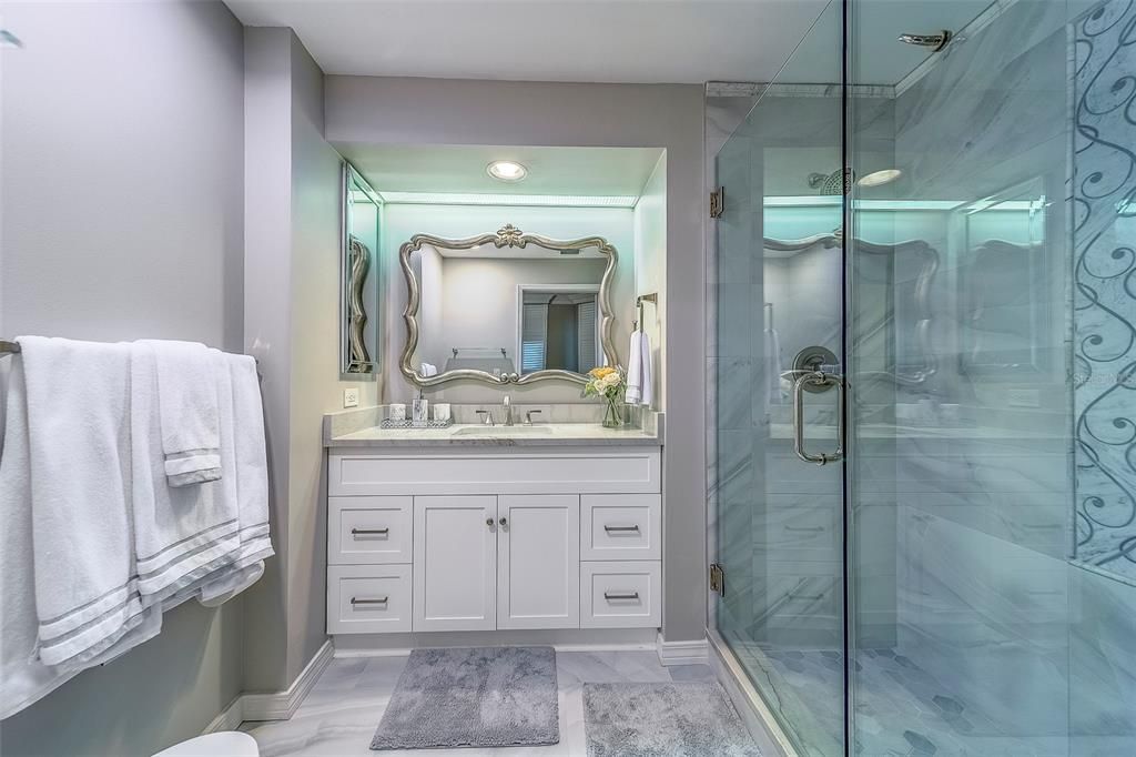 For Sale: $2,299,000 (3 beds, 3 baths, 2343 Square Feet)