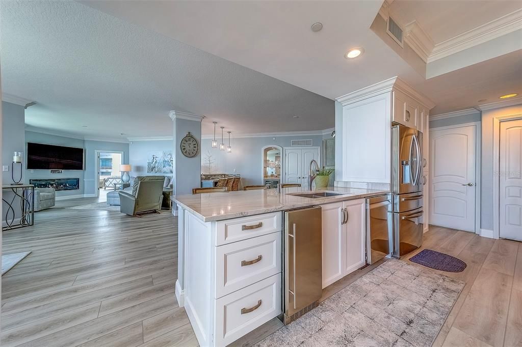 For Sale: $2,299,000 (3 beds, 3 baths, 2343 Square Feet)