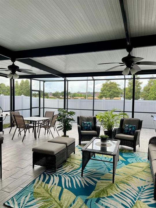 В аренду: $3,300 (6 спален, 3 ванн, 2589 Квадратных фут)