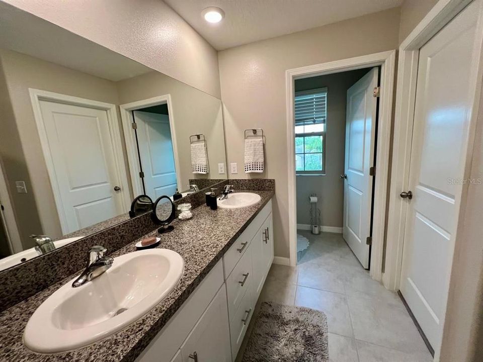 В аренду: $3,300 (6 спален, 3 ванн, 2589 Квадратных фут)