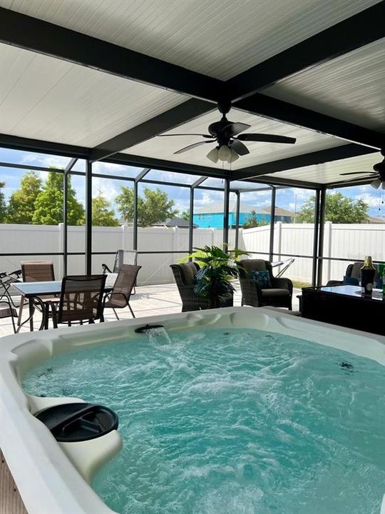 В аренду: $3,300 (6 спален, 3 ванн, 2589 Квадратных фут)