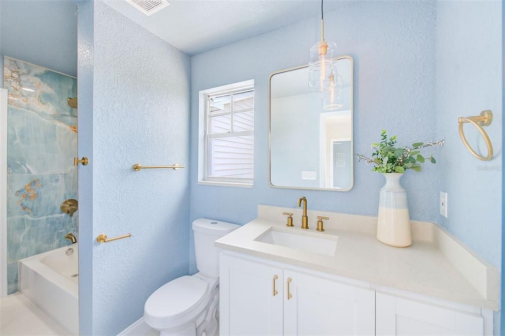 En Venta: $462,900 (3 camas, 2 baños, 1848 Pies cuadrados)