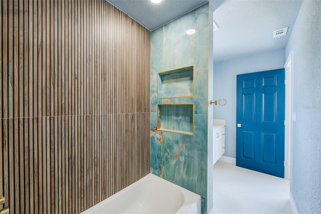 En Venta: $462,900 (3 camas, 2 baños, 1848 Pies cuadrados)