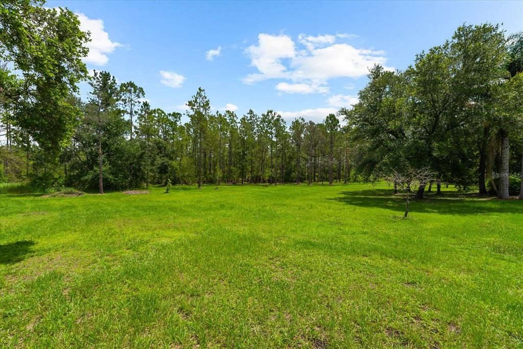 Под контрактом: $1,100,000 (3 спален, 2 ванн, 2582 Квадратных фут)