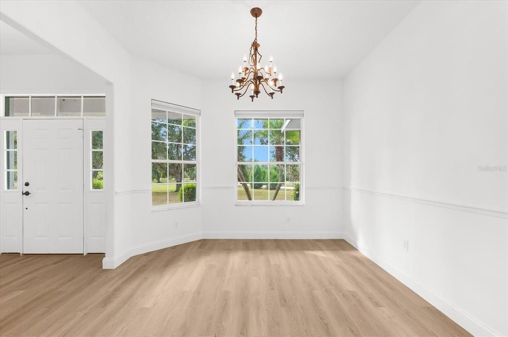 Под контрактом: $1,100,000 (3 спален, 2 ванн, 2582 Квадратных фут)