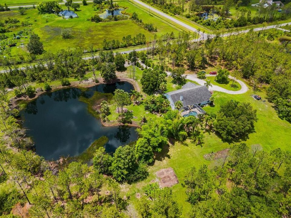 Под контрактом: $1,100,000 (3 спален, 2 ванн, 2582 Квадратных фут)