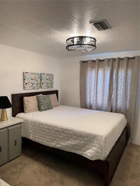 For Sale: $240,000 (2 beds, 2 baths, 1065 Square Feet)