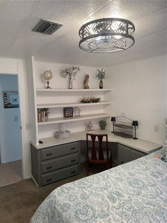 На продажу: $240,000 (2 спален, 2 ванн, 1065 Квадратных фут)