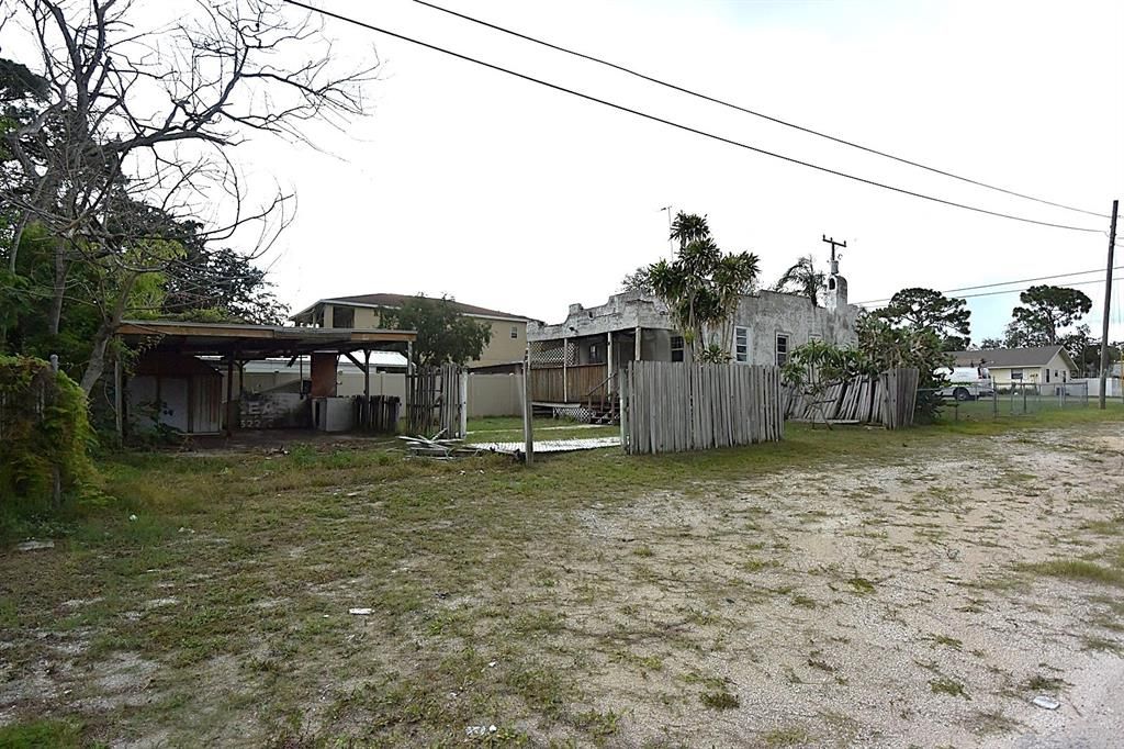 Activo con contrato: $74,900 (2 camas, 1 baños, 816 Pies cuadrados)