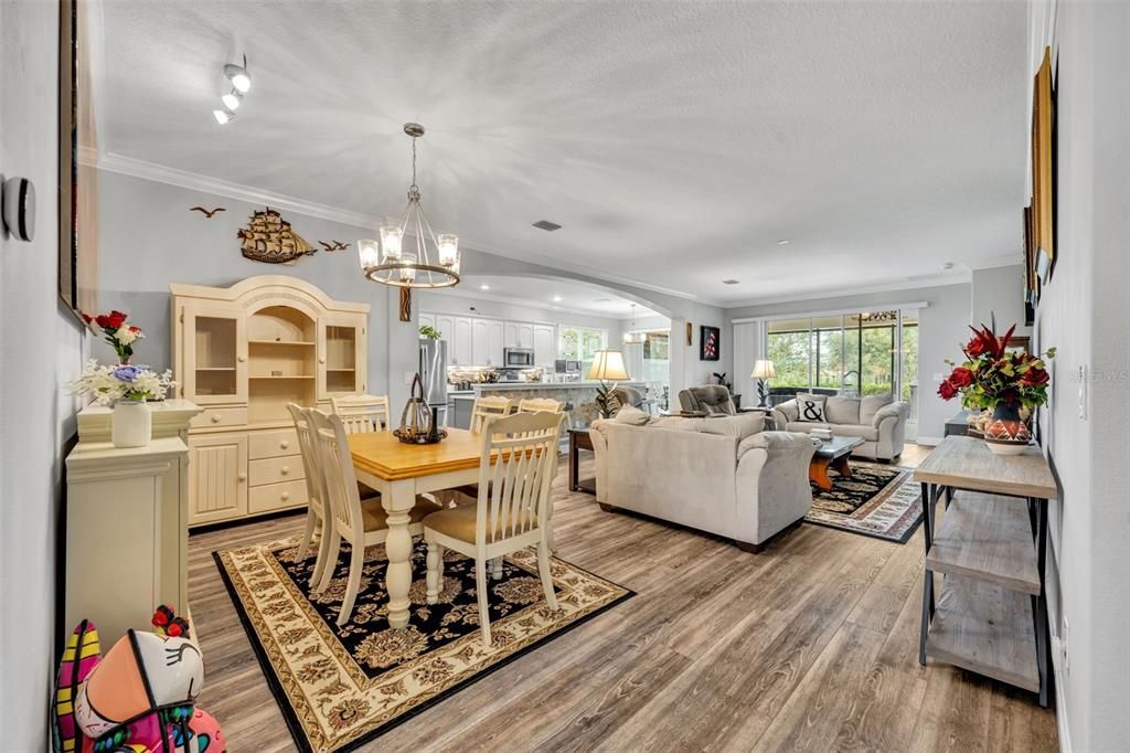 Active With Contract: $485,000 (3 beds, 2 baths, 2001 Square Feet)