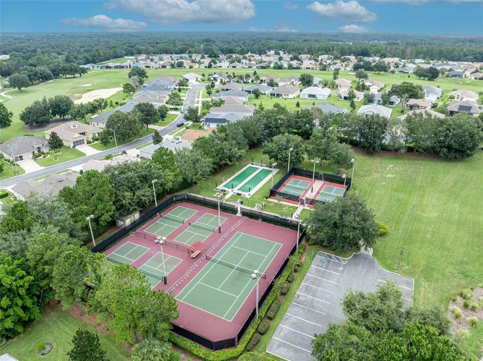 Active With Contract: $485,000 (3 beds, 2 baths, 2001 Square Feet)