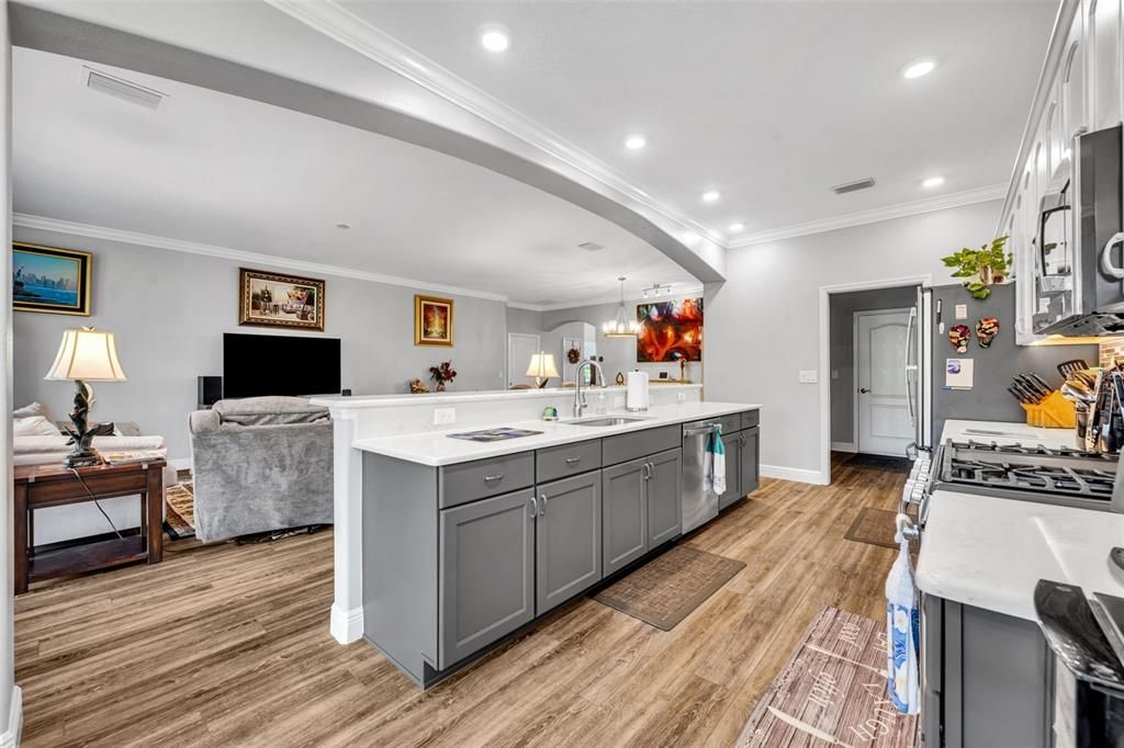 Active With Contract: $485,000 (3 beds, 2 baths, 2001 Square Feet)