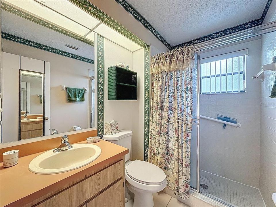 For Sale: $154,888 (2 beds, 2 baths, 1163 Square Feet)