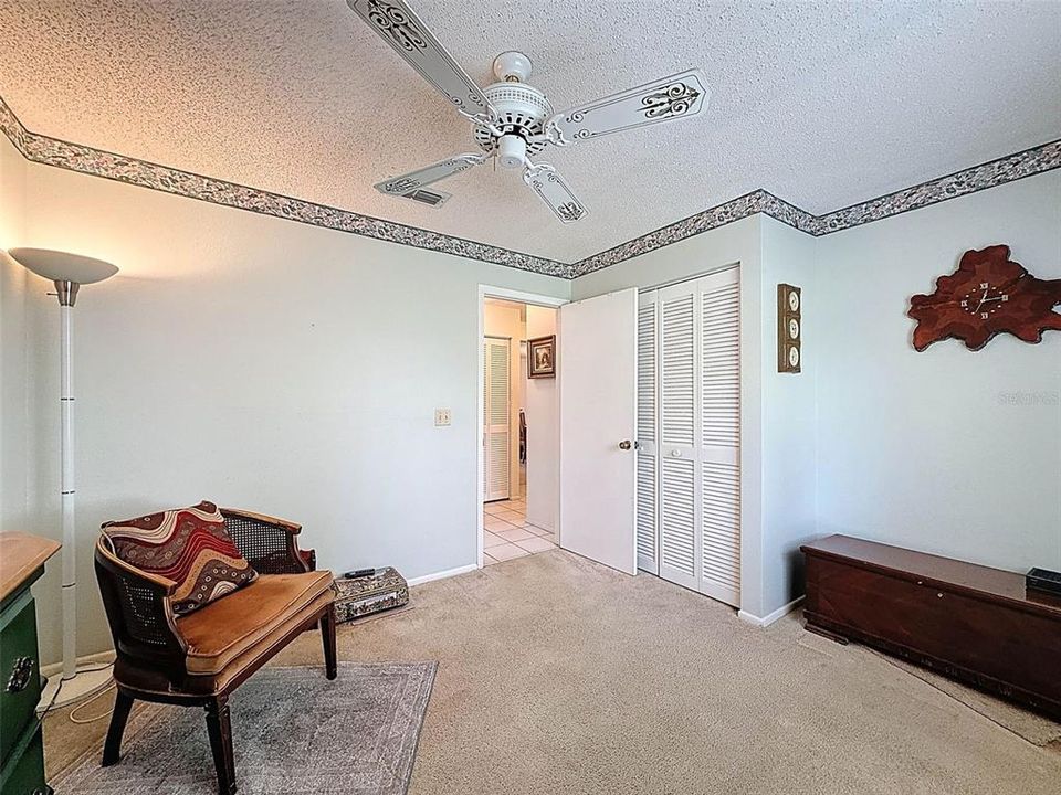 For Sale: $154,888 (2 beds, 2 baths, 1163 Square Feet)