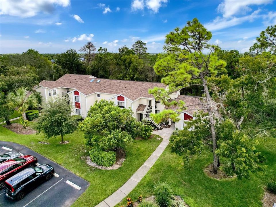 For Sale: $154,888 (2 beds, 2 baths, 1163 Square Feet)