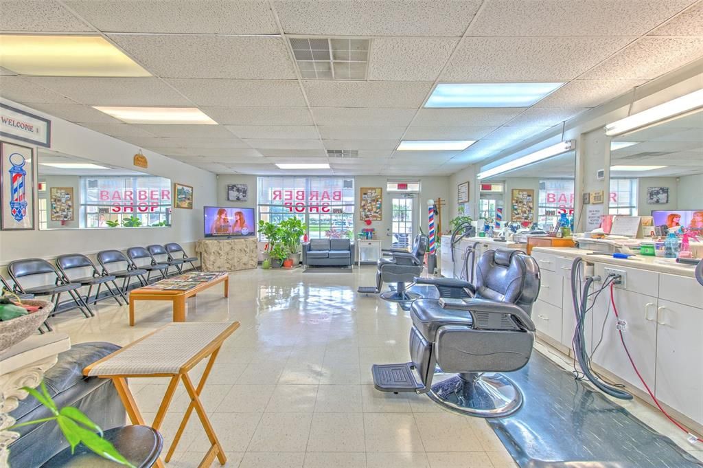 待售: $30,000 (0 贝兹, 0 浴室, 825 平方英尺)