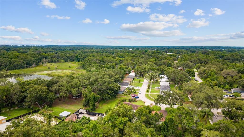 Под контрактом: $285,000 (3 спален, 3 ванн, 1324 Квадратных фут)