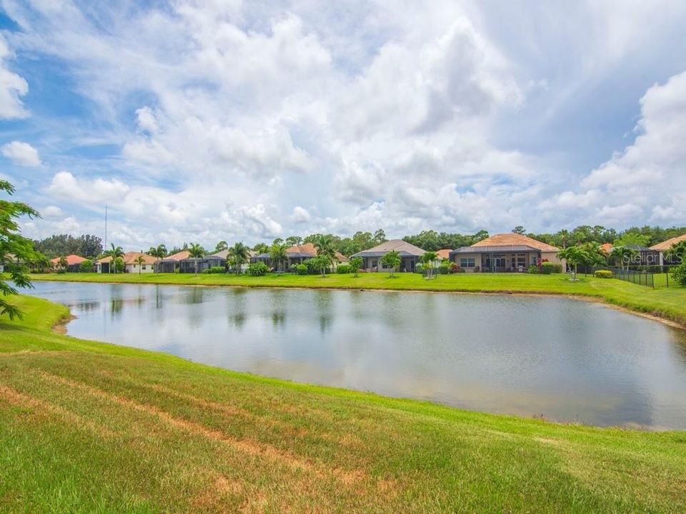 For Sale: $599,900 (4 beds, 3 baths, 2522 Square Feet)