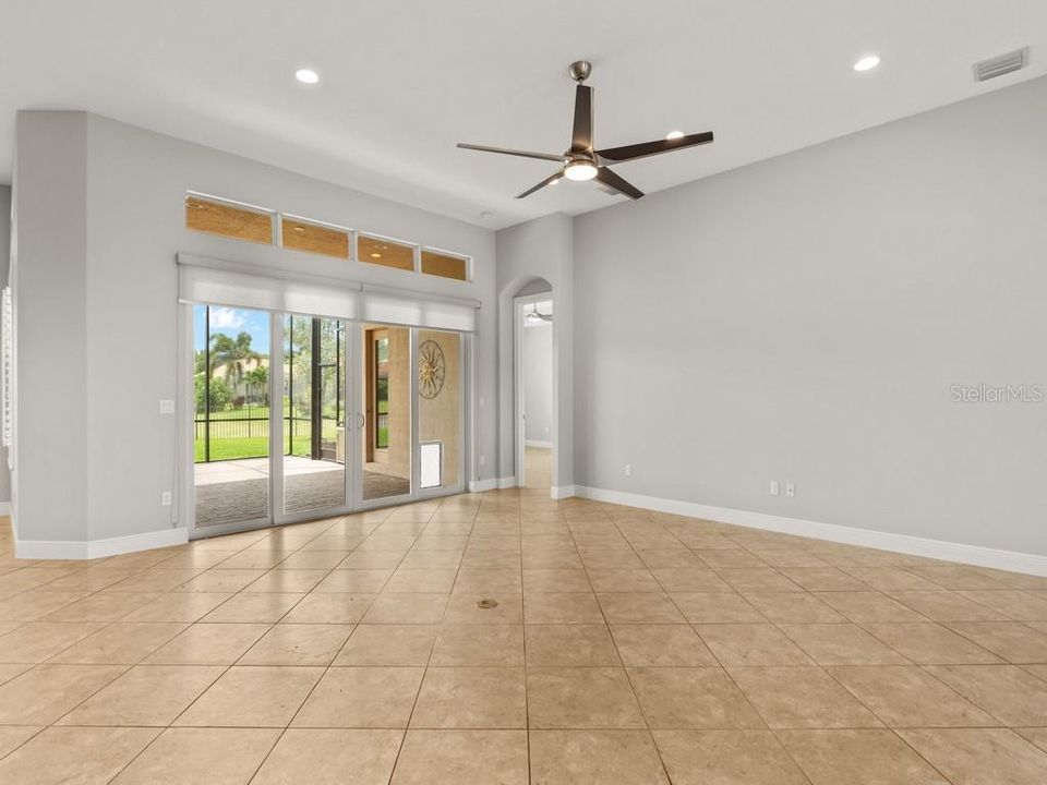 For Sale: $599,900 (4 beds, 3 baths, 2522 Square Feet)