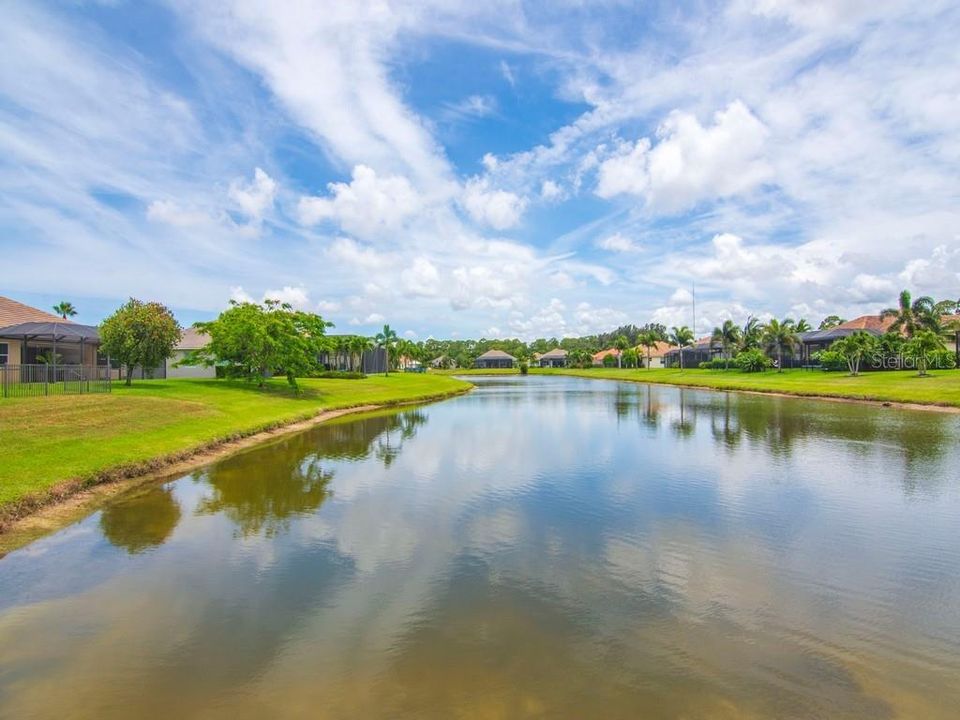 For Sale: $599,900 (4 beds, 3 baths, 2522 Square Feet)