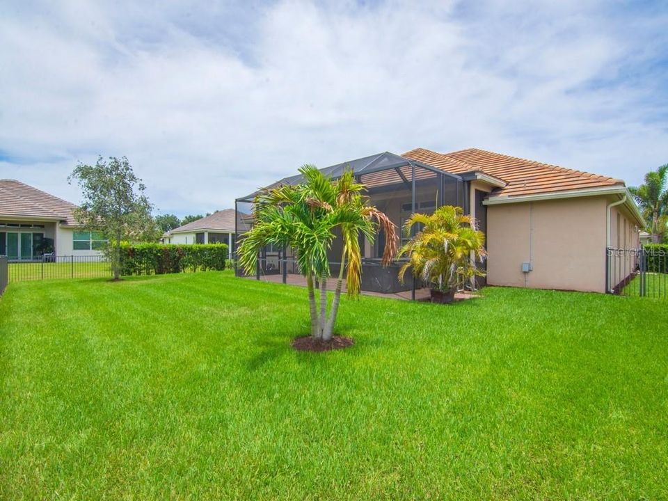 For Sale: $599,900 (4 beds, 3 baths, 2522 Square Feet)