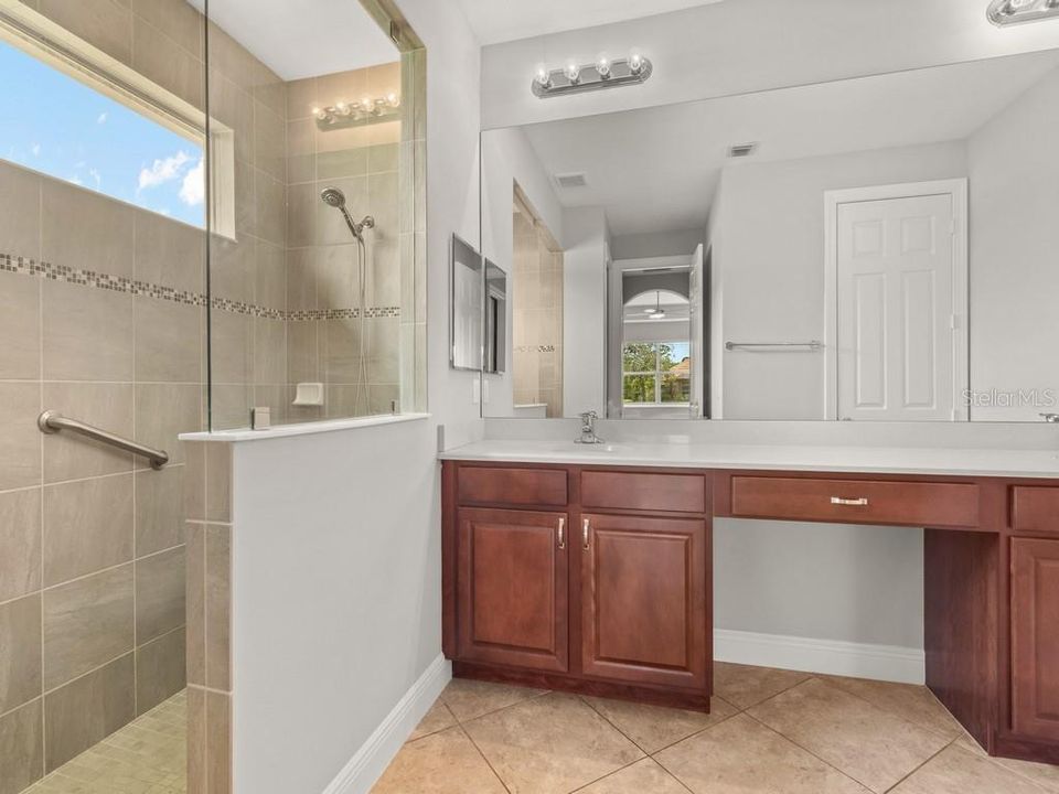 For Sale: $599,900 (4 beds, 3 baths, 2522 Square Feet)