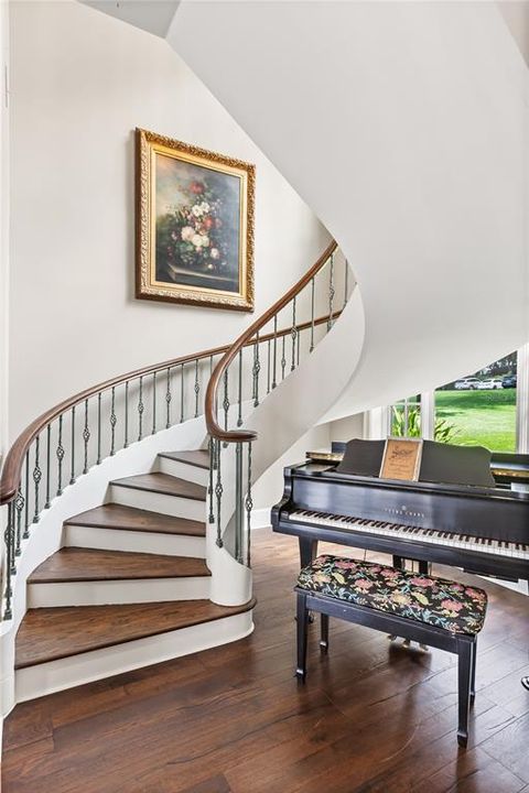 На продажу: $2,945,000 (4 спален, 5 ванн, 4956 Квадратных фут)