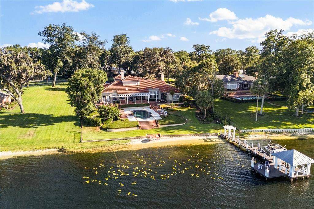 На продажу: $2,945,000 (4 спален, 5 ванн, 4956 Квадратных фут)