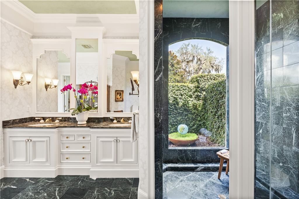 На продажу: $2,945,000 (4 спален, 5 ванн, 4956 Квадратных фут)