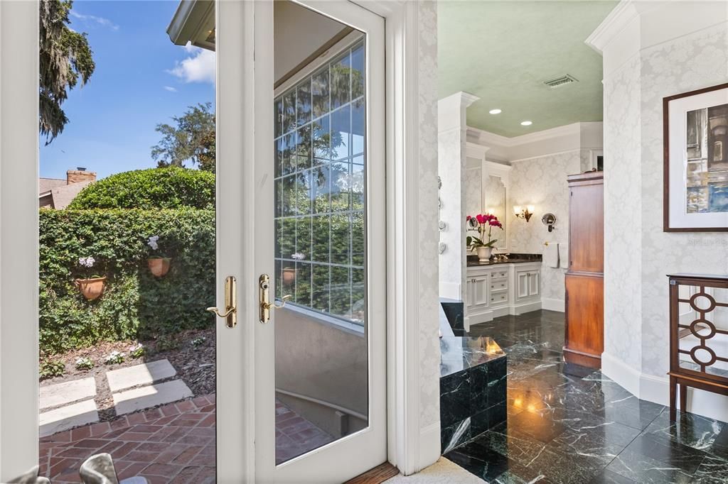 На продажу: $2,945,000 (4 спален, 5 ванн, 4956 Квадратных фут)