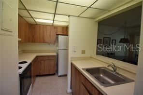 For Rent: $1,300 (2 beds, 2 baths, 897 Square Feet)