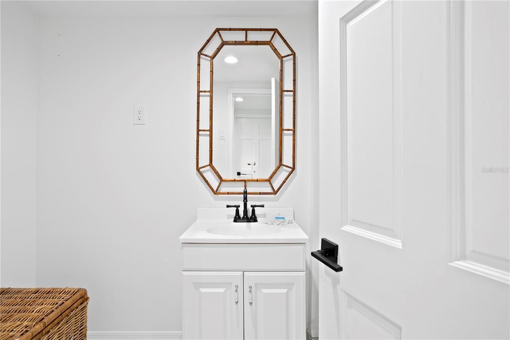 For Sale: $6,190,000 (4 beds, 3 baths, 3207 Square Feet)