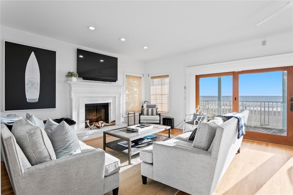 For Sale: $6,190,000 (4 beds, 3 baths, 3207 Square Feet)